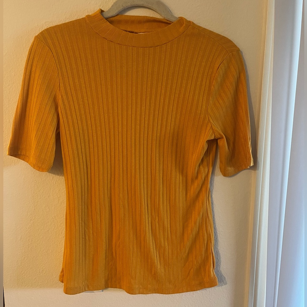 Ribbed H&M Mustard Yellow Short Sleeve Top